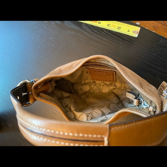 Coach Camel Mini - Picture 5 of 5